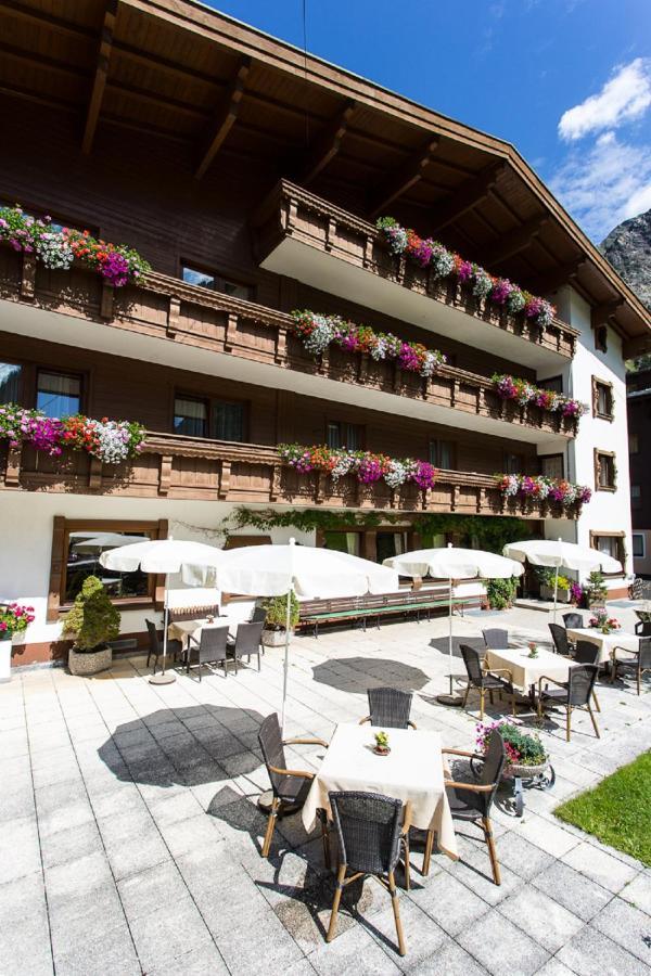Pension Mittagskogel Sankt Leonhard im Pitztal Buitenkant foto