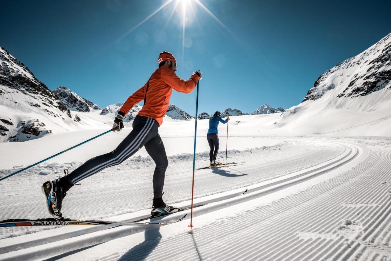 Pension Mittagskogel Sankt Leonhard im Pitztal Buitenkant foto