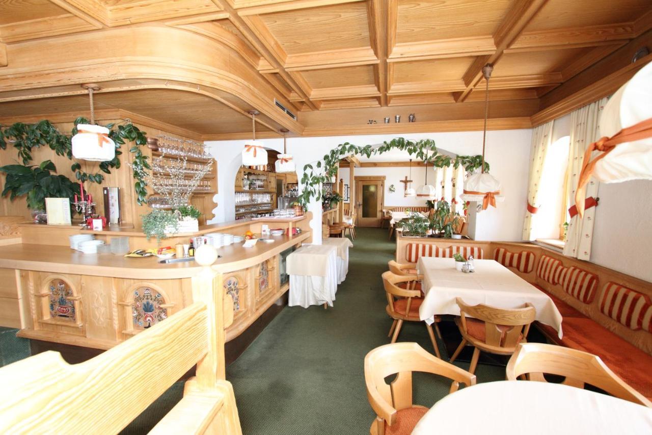 Pension Mittagskogel Sankt Leonhard im Pitztal Buitenkant foto