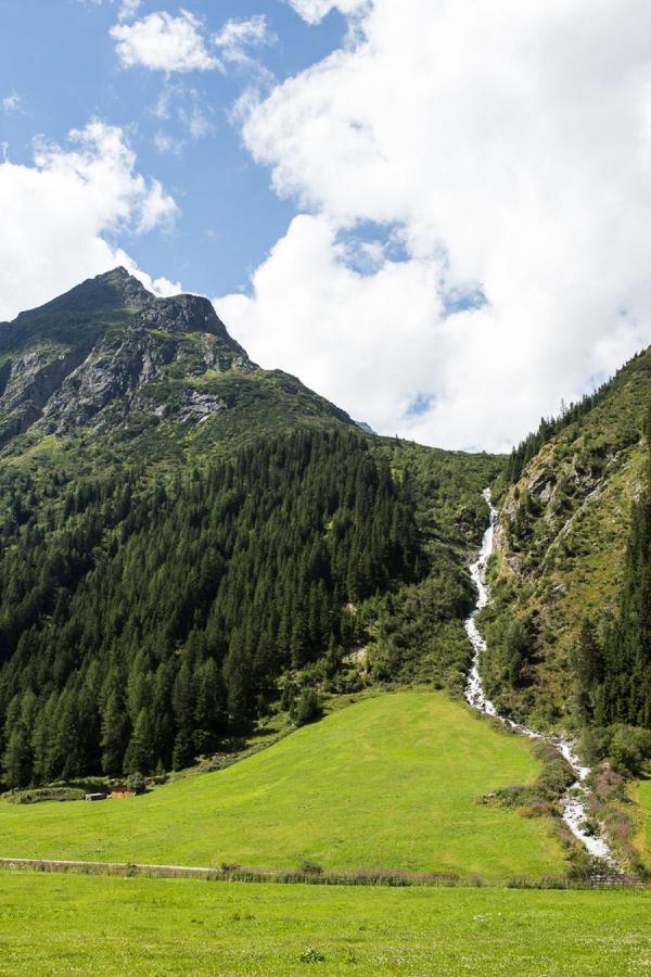 Pension Mittagskogel Sankt Leonhard im Pitztal Buitenkant foto